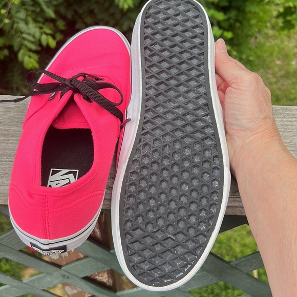 Vans Unisex Canvas Pink Sneakers Sz 10 NWOT - Picture 4 of 10